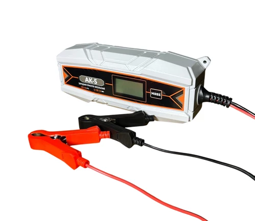 Зарядний пристрій імпульсний AK-5 6/12В 10-120Ah, струм заряду 4Аг