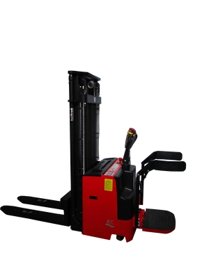Штабелер електричний самохідний 1,5т/5,5м 24В/240Ah з площ. оператора